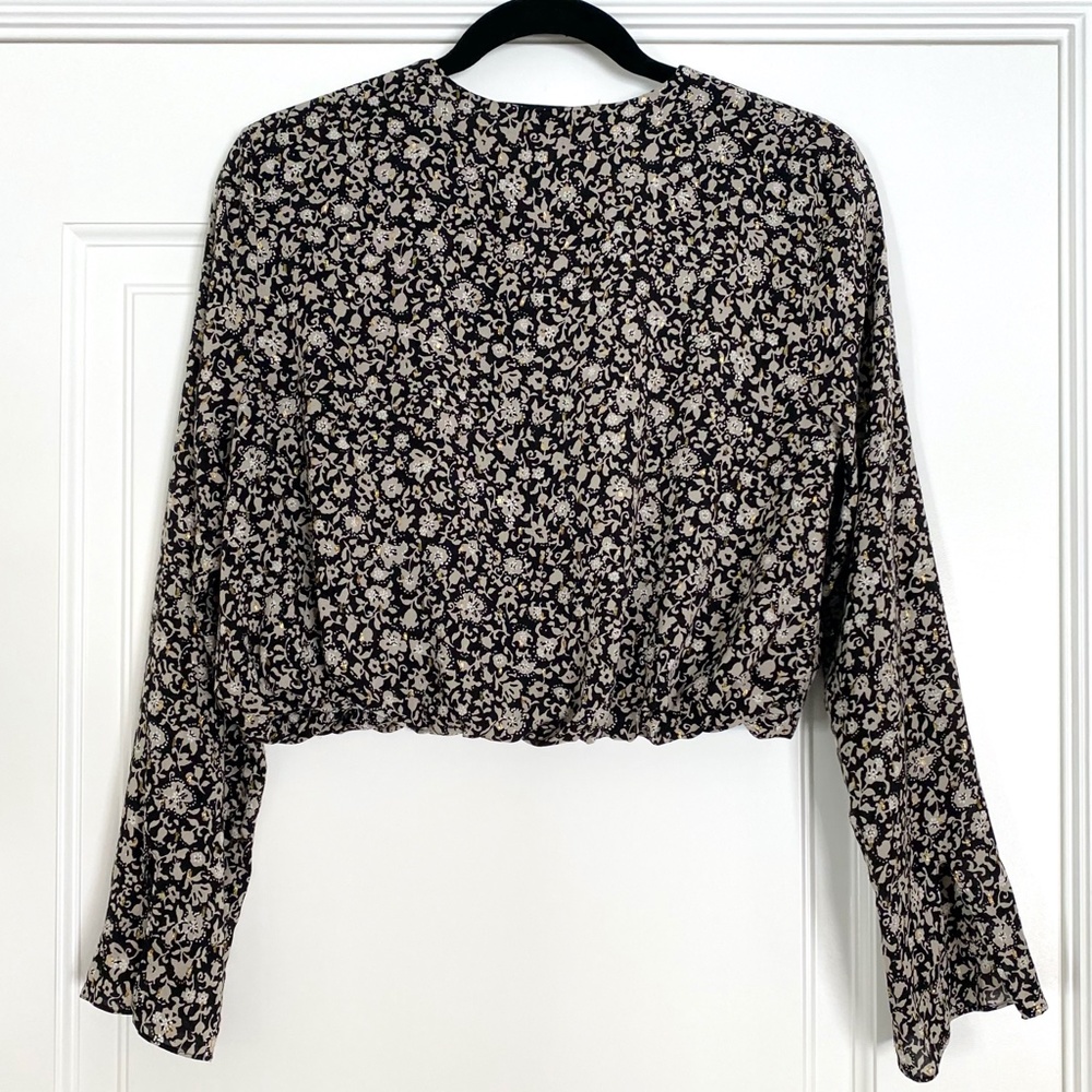 Zara Floral Long Sleeve Button up Crop Blouse - Small - Picture 6 of 8
